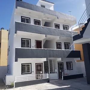 Residencial Estrellita Apartment